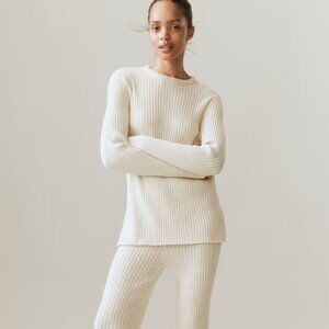 Flared Ribbed Kinit Sweater and Pants Set - Cream - size XL